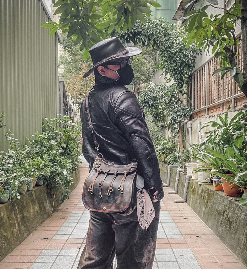 Huntsman Bag Hand Distressed Leather