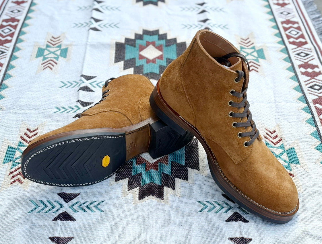 39001 Service Boots / Standard Roughout Cowhide MTO