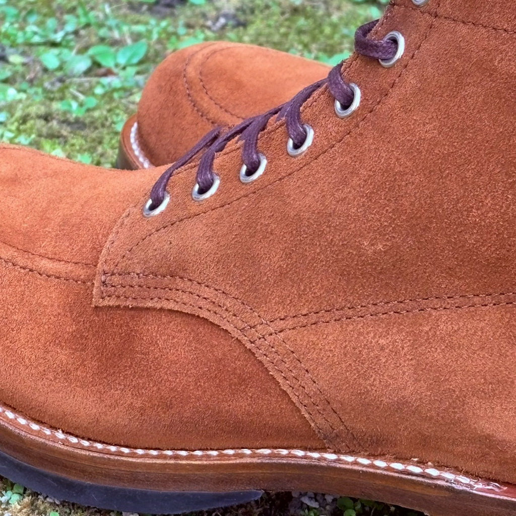 1005 Rugged Indy Boots / Standard Roughout Cowhide