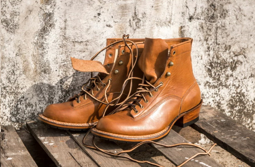 14102 Forester Logger Boots / Horween Essex MTO