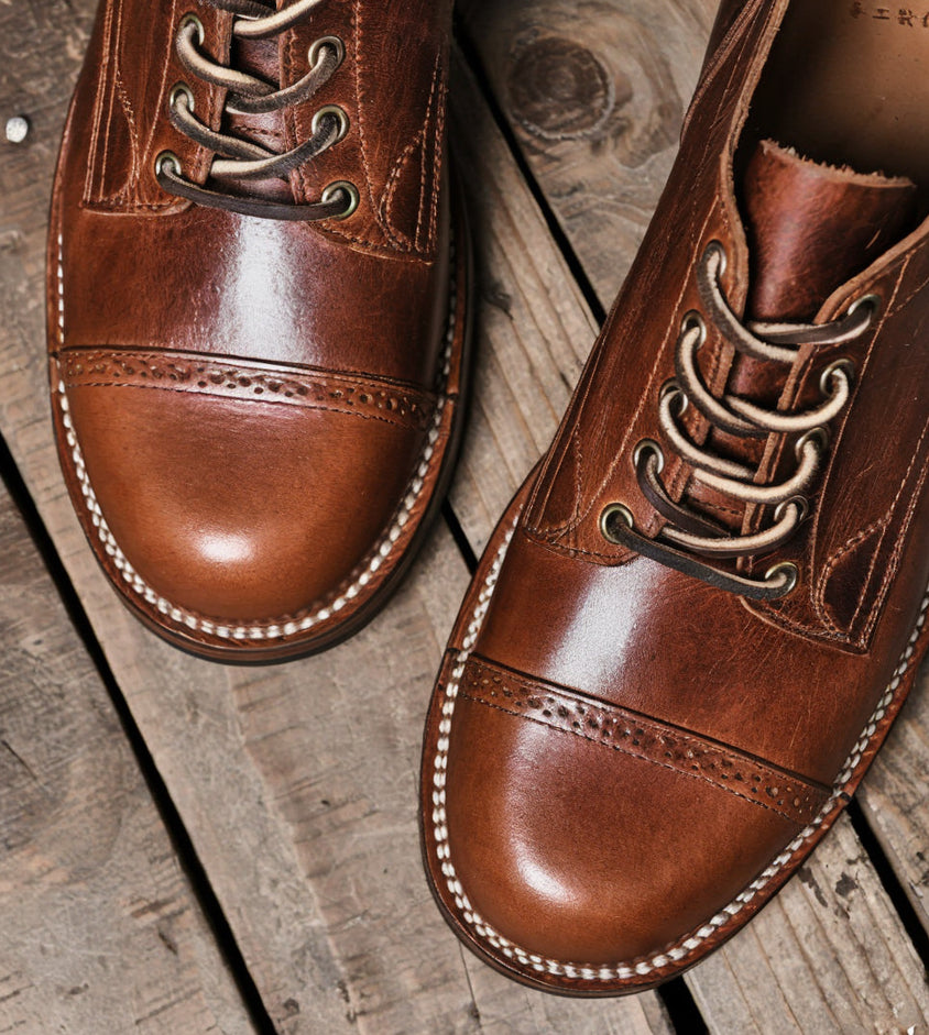 US10, 11 STOCK 27508 Western Club Shoes / CF Stead Crazy Oiled Shoulder