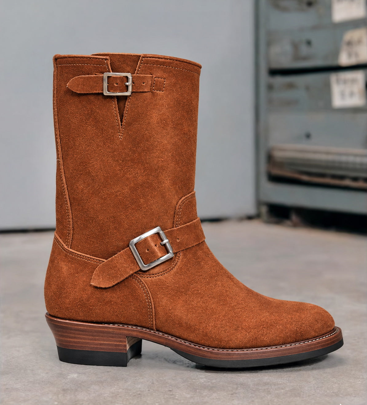 34501 Engineer Boots / Standard Top Grain Roughout MTO