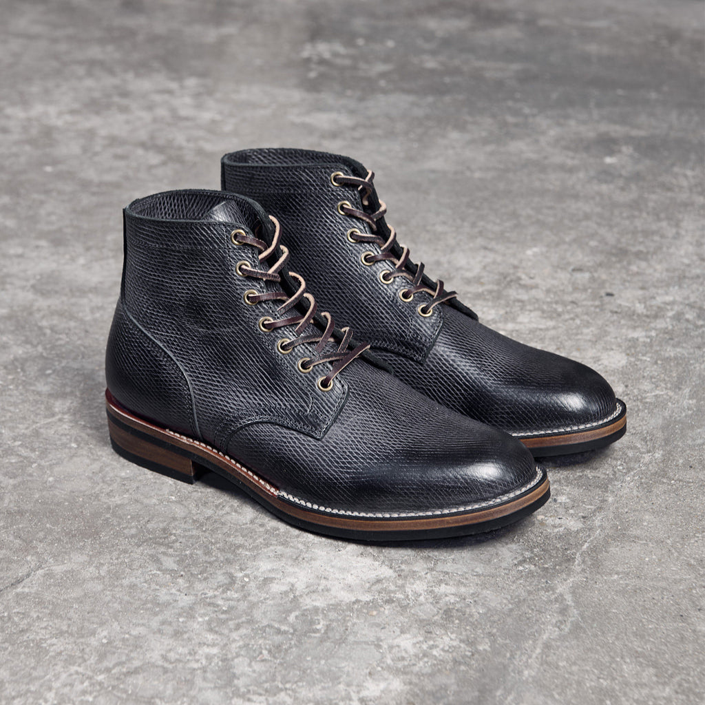 39001 Service Boots / Domestic Proprietary Hatch Grain Cowhide MTO