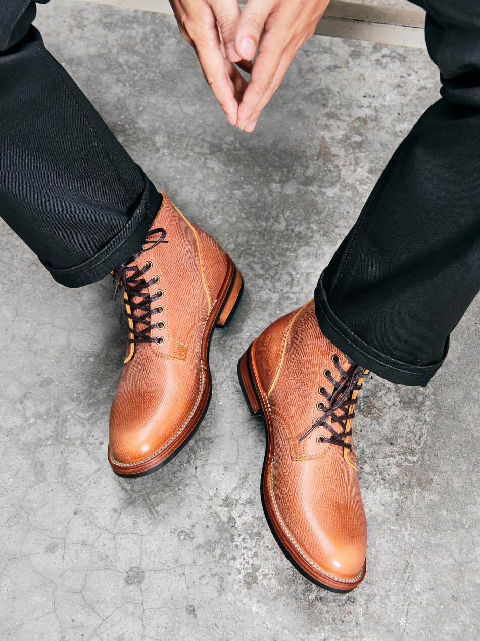 39001 Service Boots / Domestic Proprietary Hatch Grain Cowhide MTO