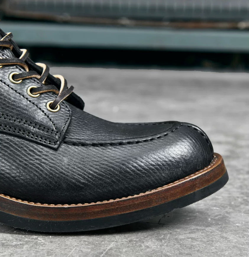 14105 Urban Logger / Proprietary Hatch Grain Cowhide MTO