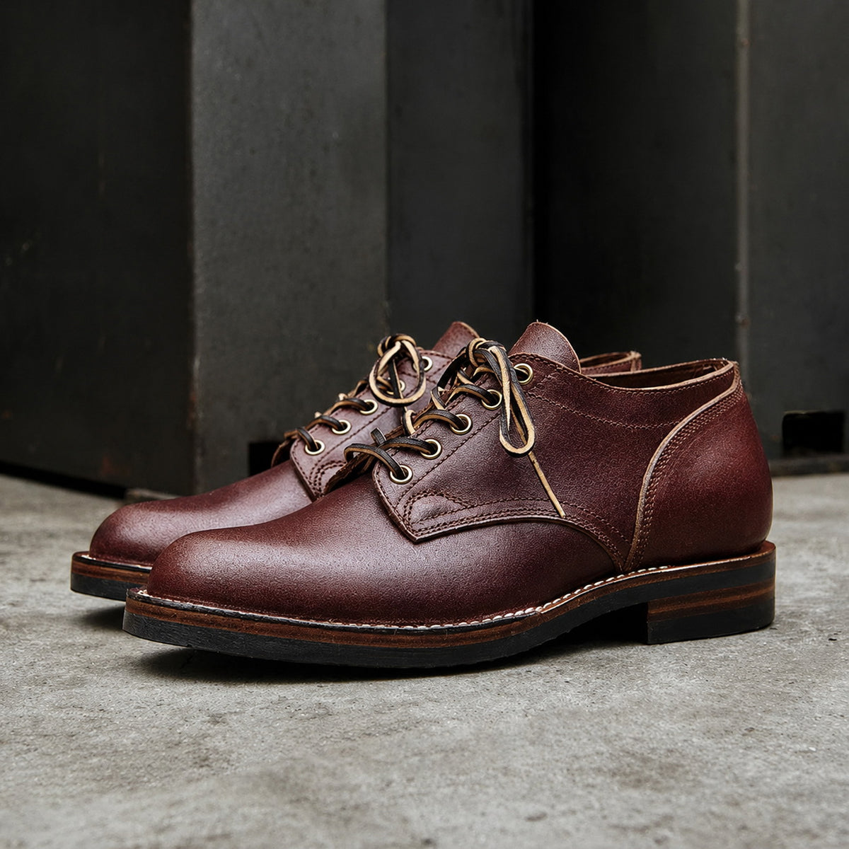 Low-Cut Shoes