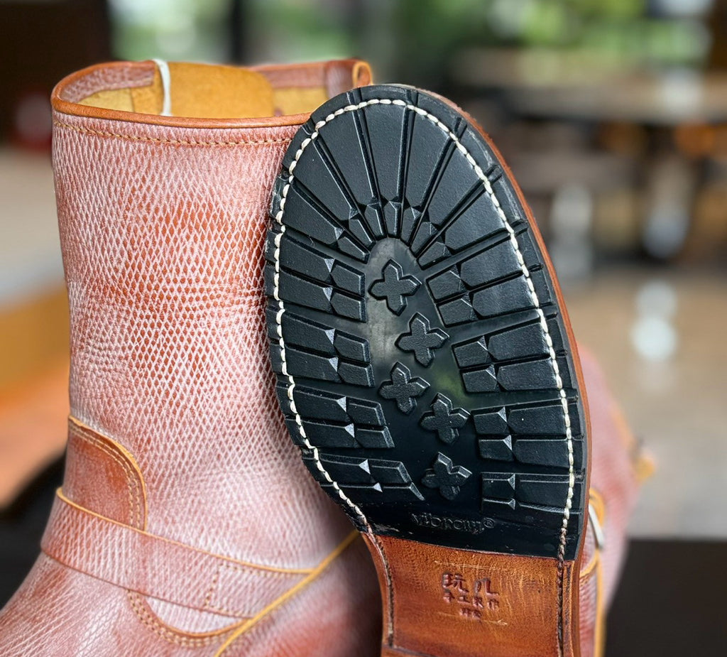 34501 Engineer Boots Unstructured Toes / Proprietary Sunken Grain Cowhide MTO
