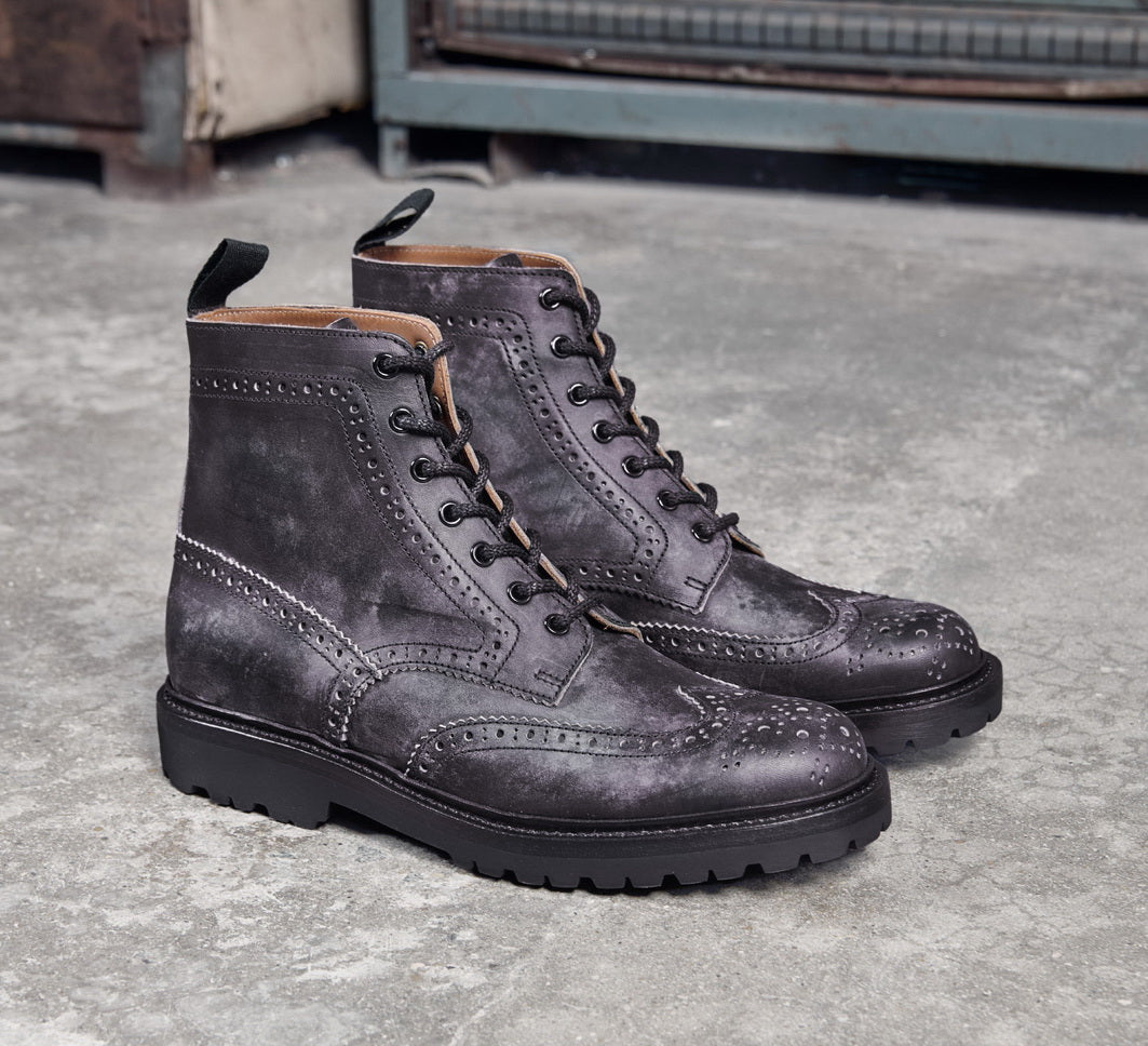 UK04 Brogue Country Boots / French Haas Heavy Waxed Teacore Calfskin MTO