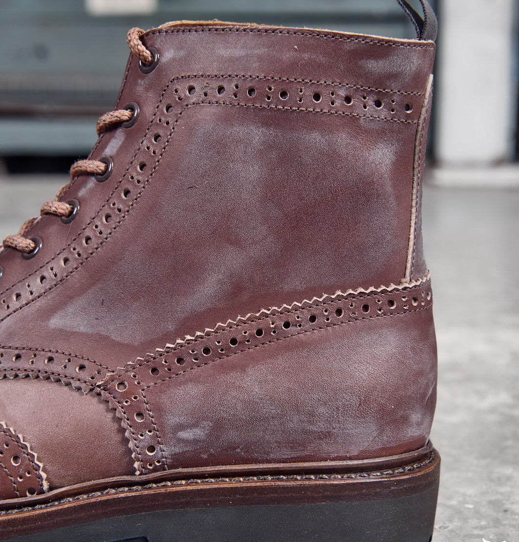 UK04 Brogue Country Boots / French Haas Heavy Waxed Teacore Calfskin MTO