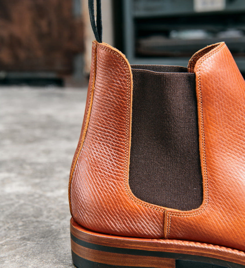 UK19 Chelsea Boots / Proprietary Hatch Grain Cowhide MTO