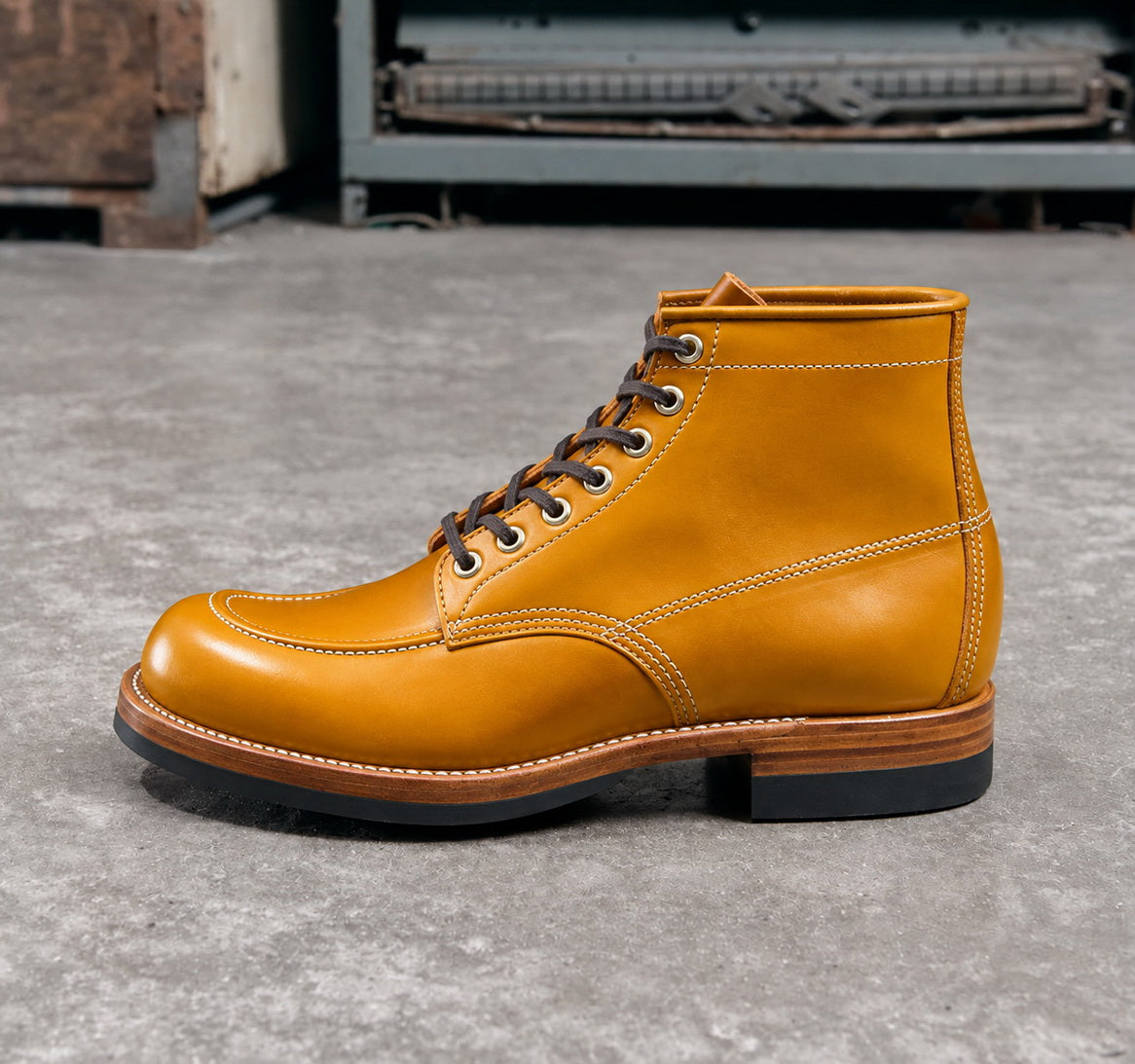 1005 Rugged Indy Boots Proprietary Teacore Cowhide
